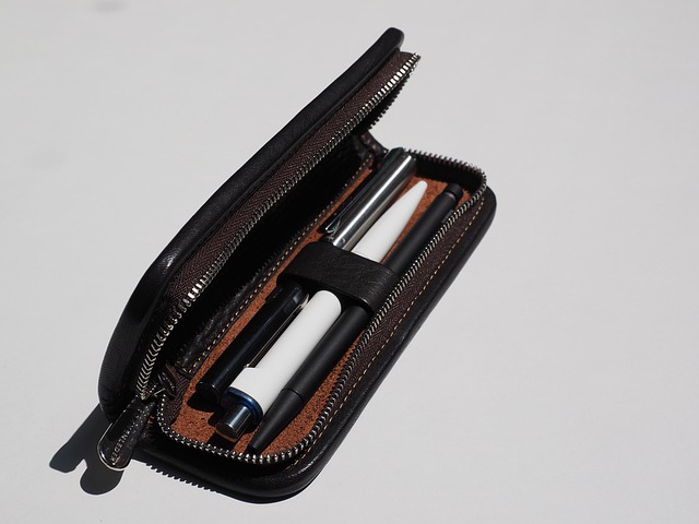 Penalhuse med flere rum – organiser dine skriveredskaber nemt